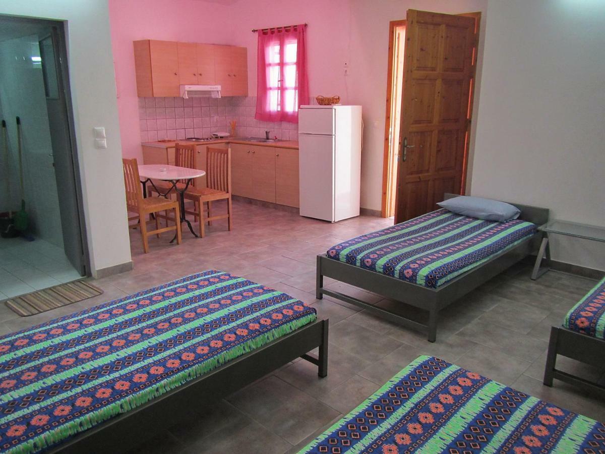 "Action" House In Leonidio 4-Beds Apartamento Exterior foto